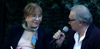 Lansarea cărții „Mi madre es una flama en la ribera”, de Jeannette L. Clariond (Mexic)